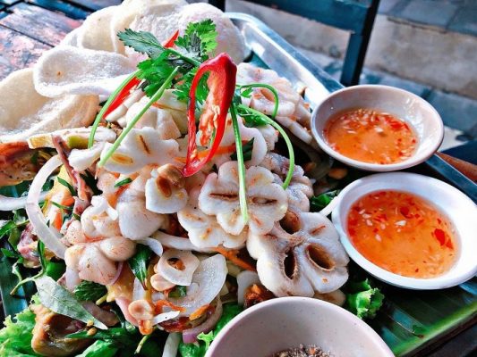 Gỏi gà măng cụt xanh